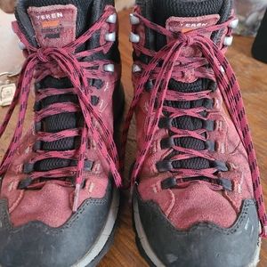 Zamberlan Yeren red sz 7 women's hiking boots
